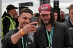 kaltak | Keanu Reeves'in genç bir hayranla güzel havalimanı etkileşimi viral oldu