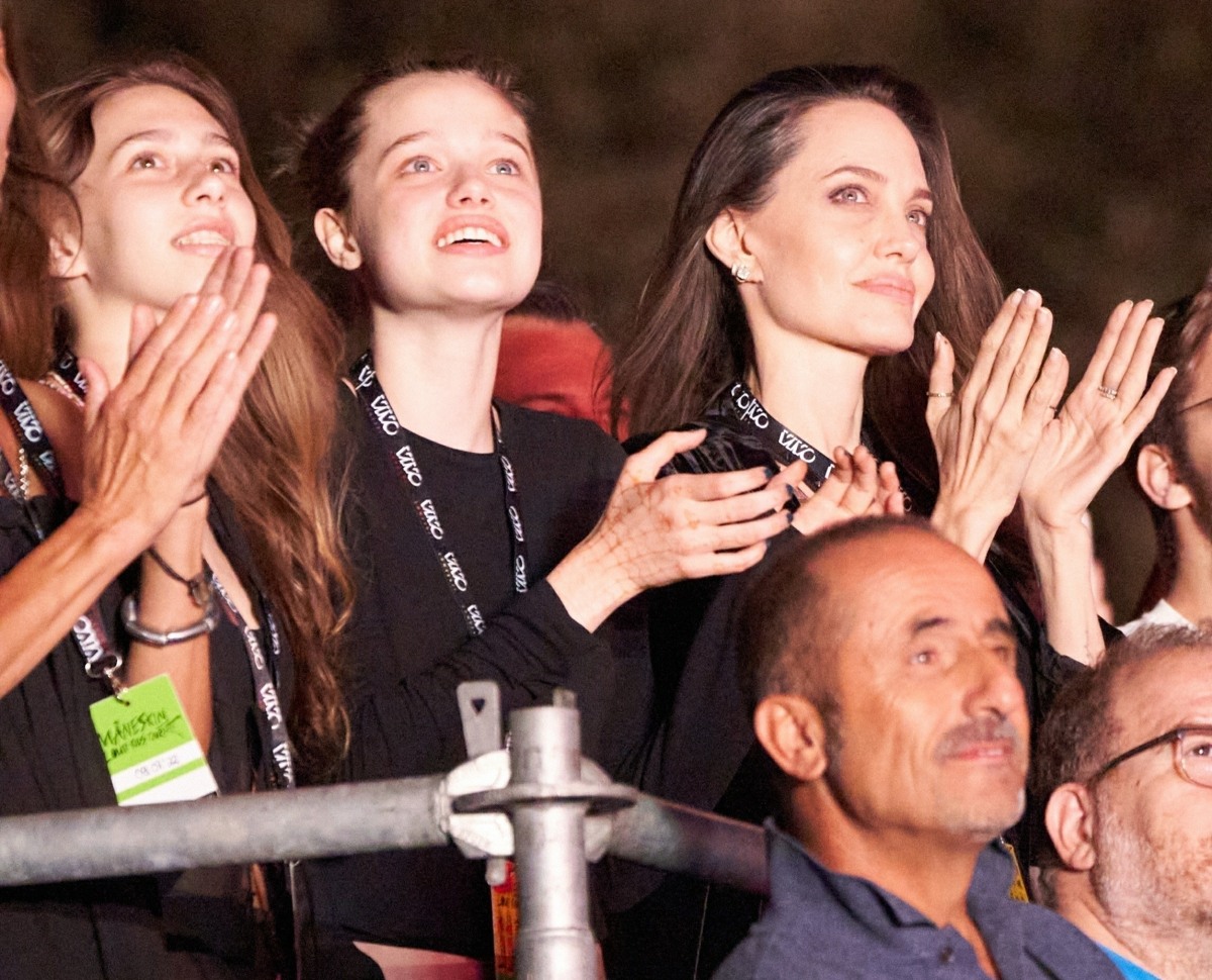 kaltak | Angelina Jolie & Shiloh, Måneskin'in Roma'daki konserinde harika zaman geçirdi