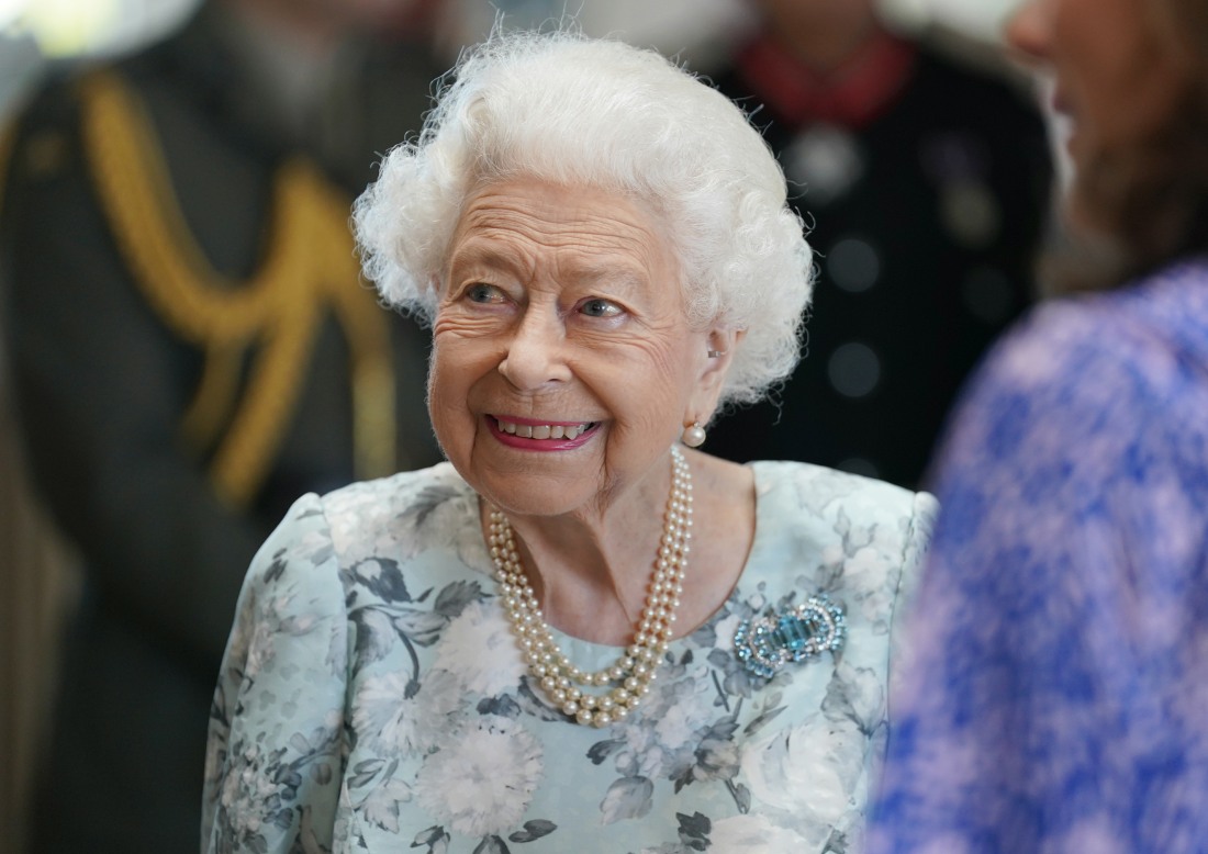 kaltak | Kraliçe Elizabeth muhtemelen yeni başbakanı İskoçya'ya seyahat ettirecek