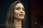 kaltak | Altıncı Sayfa: Angelina Jolie 'Brad'a sürekli bir saldırı akışı' yaptı