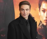 kaltak | Robert Pattinson, sanat dünyasının ayak dirediği Sotheby's için özel bir serginin küratörlüğünü yaptı