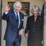 kaltak | Kraliçe Camilla bütün ay kırık bir ayak üzerinde dolaşıyor