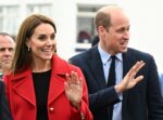 kaltak | Küçük bir çocuk, Prenses Kate'e çiçek vermek için soğukta dört saat bekledi.