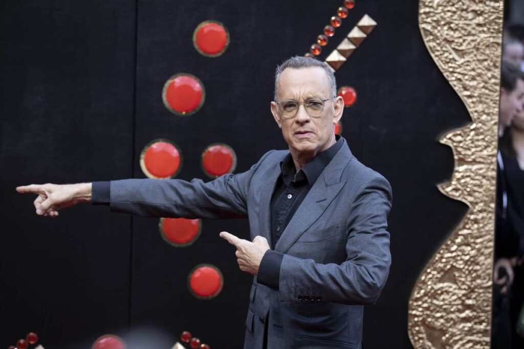 kaltak | Tom Hanks, Hollywood deneyiminden esinlenerek gelecek yıl ilk romanını yayınlıyor