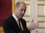 kaltak | Prens William, Londra'daki özel bir kulüpte bir hayır etkinliğine yalnız gitti, hm