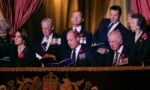şirret | Windsors, KC3'ün saltanatının ilki olan Anma Festivali için çıktı