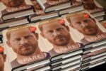 şirret | Prens Harry'nin 'Yedeği', Birleşik Krallık'ta tüm zamanların en hızlı satan kurgusal olmayan kitabı oldu