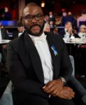 şirret | Tyler Perry, vaftiz kızı Lilibet'i ziyaret etmek için özel jetiyle Montecito'ya uçtu.