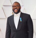şirret | Tyler Perry, vaftiz kızı Lilibet'i ziyaret etmek için özel jetiyle Montecito'ya uçtu.