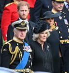 şirret | Kral Charles aniden Sussexes'e bir saray dairesi teklif ediyormuş gibi yaptı.