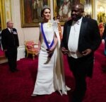 şirret | Prenses Kate taç giyme töreninde taç yerine 'çiçekli taç' takacak mı?