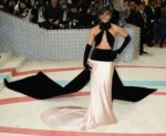 şirret | Jennifer Lopez, 2023 Met Gala'da Ralph Lauren'i giydi: trajik mi yoksa ateşli mi?