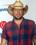 şirret | CMT, Jason Aldean'ın "Try That in a Small Town" müzik videosunu rotasyondan kaldırdı