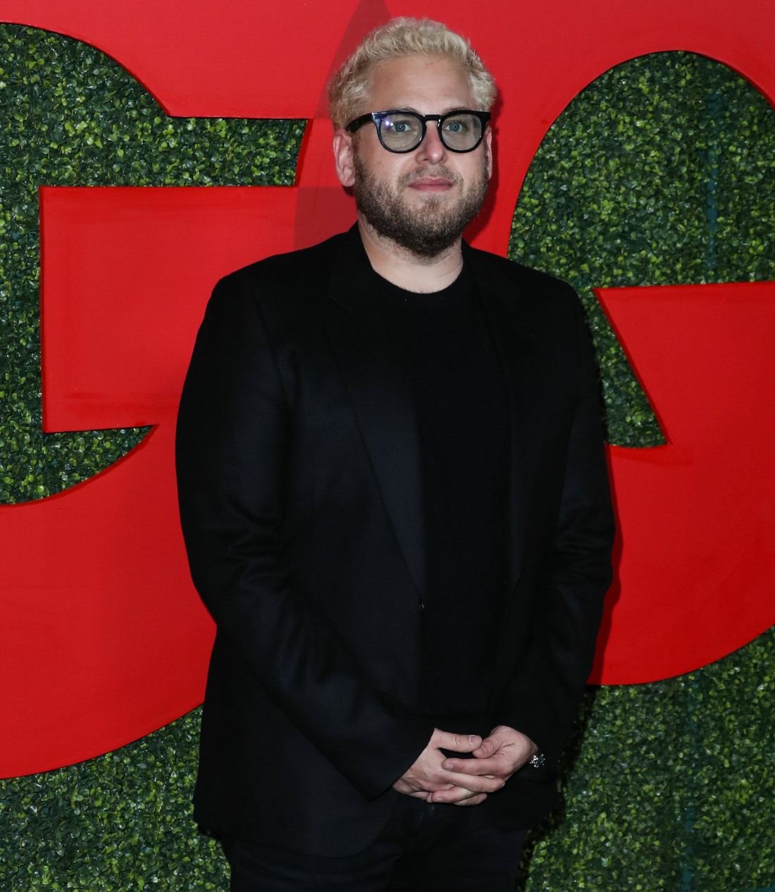 şirret | Alexa Nikolas: Jonah Hill, ben 16 yaşındayken 'dilini boğazıma soktu'