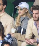şirret | Ariana Grande ve Dalton Gomez, iki yıllık evliliklerinin ardından boşanmaya hazırlanıyor.