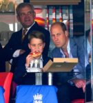 şirret | Prens George'un ailesi, büyüdüğünde onu orduya katılmaya zorlamayacak