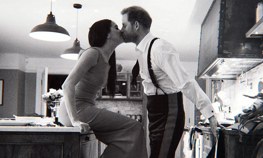 şirret | DM: Sussexes'in Netflix dizisi ödüller kazanabilir ama yine de itibarlarını zedeler!!