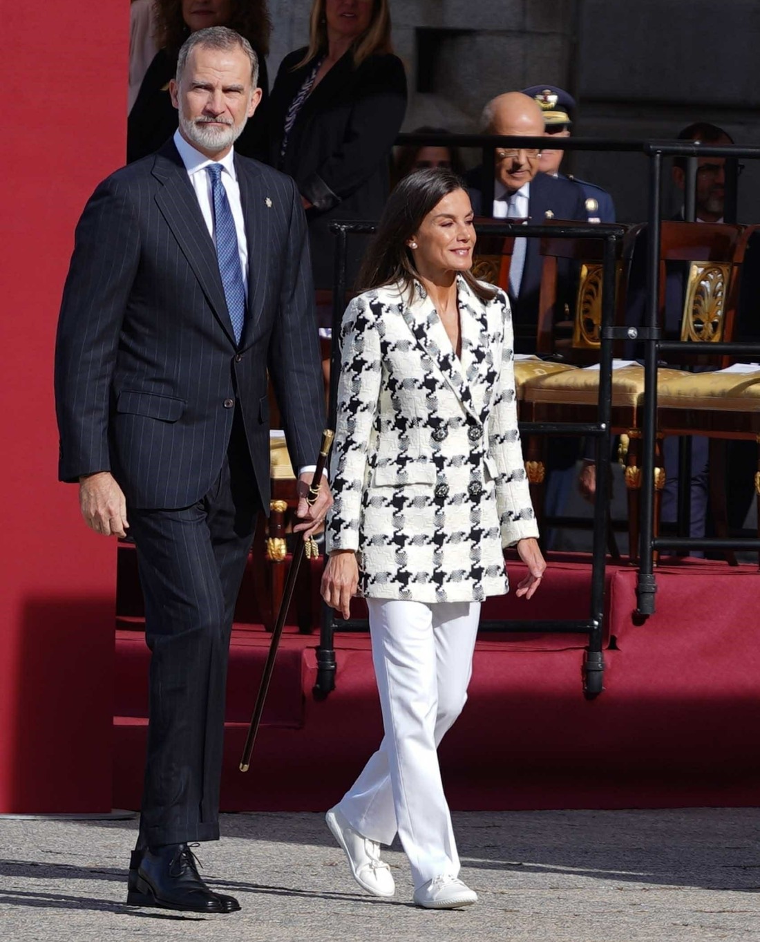 Queen Letizia has a fractured toe, so now she’s wearing sneakers to events