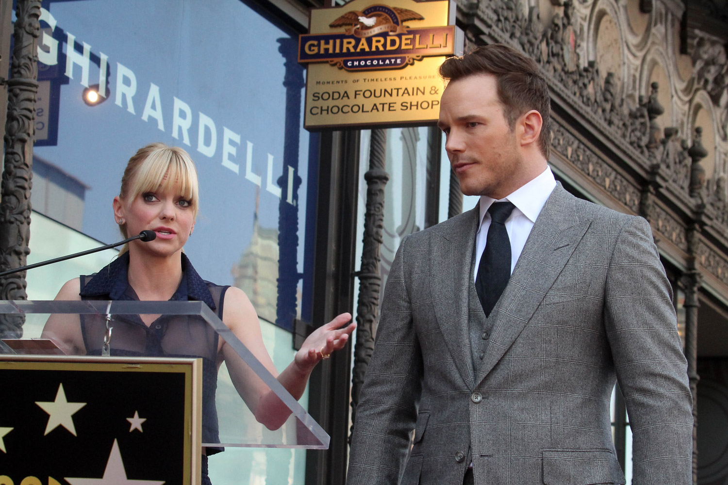 Anna Faris, Chris Pratt at the Chris Pratt Star on the Hollywood Walk of Fame, Hollywood, CA 04-21-17