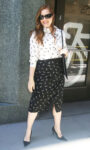 Amy Adams outside 'Live with Kelly & Mark' 6-9-26