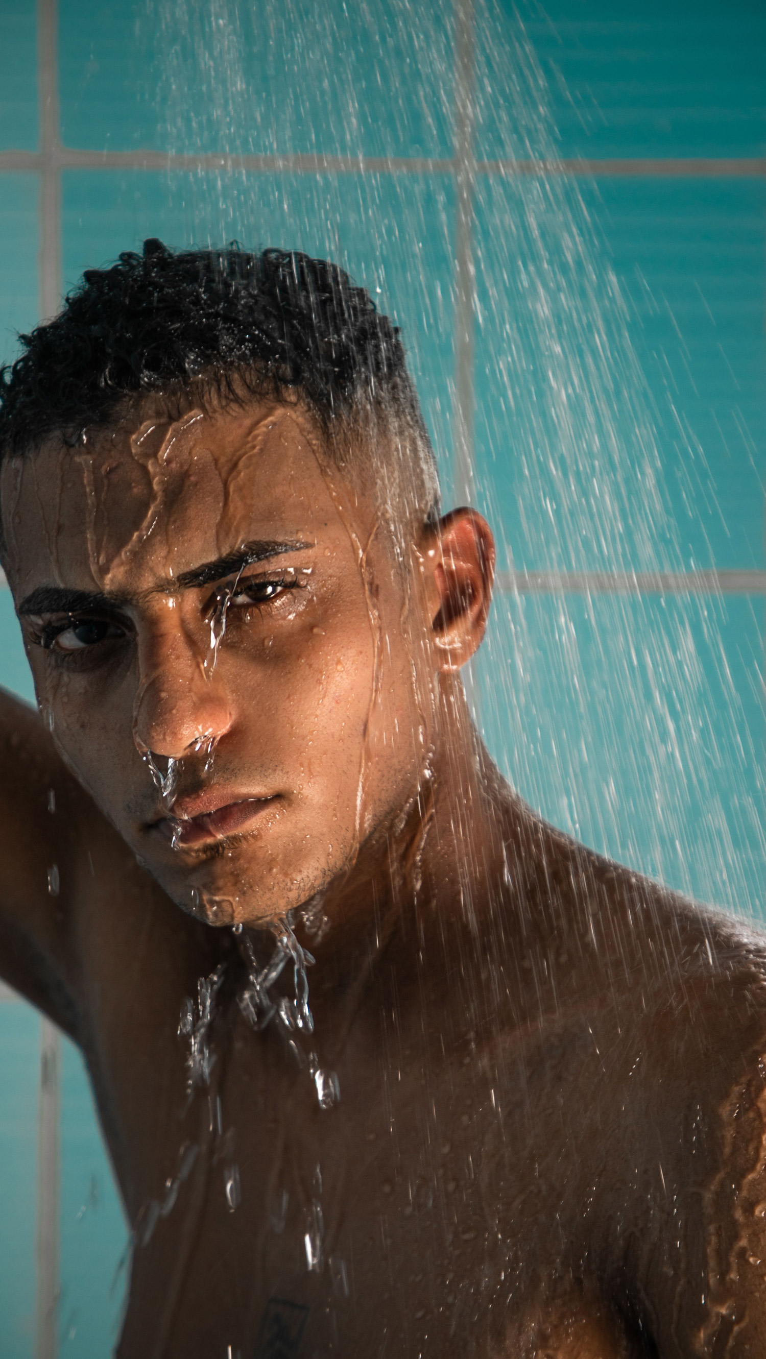 Man showering with his eyes open