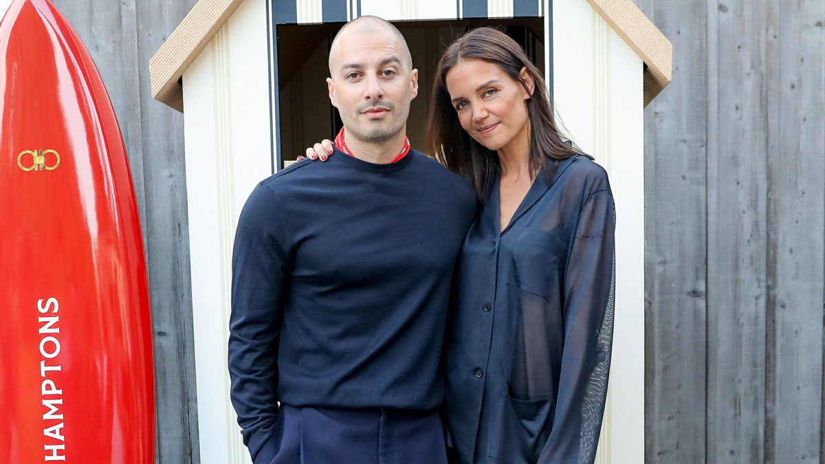 Jason Bard Yarmosky and Katie Holmes pose together at a Ferragamo event in the Hamptons 7-24-26